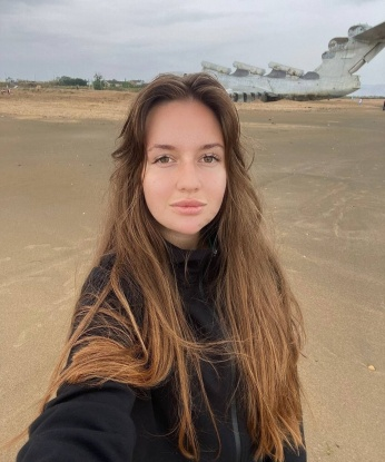 Я опытная индивидуалка с большим выбором услуг для твоего удовольствия. Живу в Москве и с радостью встречусь с тобой в моей уютной квартире или приеду к тебе в гости. Я всегда стараюсь удовлетворить все твои желания и сделать твои фантазии реальностью. У меня есть много отзывов, которые подтверждают мою профессиональность и качество предоставляемых услуг. Посмотри мои фото, они говорят сами за себя. Жду твоего звонка, чтобы разделить с тобой незабываемые моменты страсти и наслаждения. 💋🔥 Татьяна